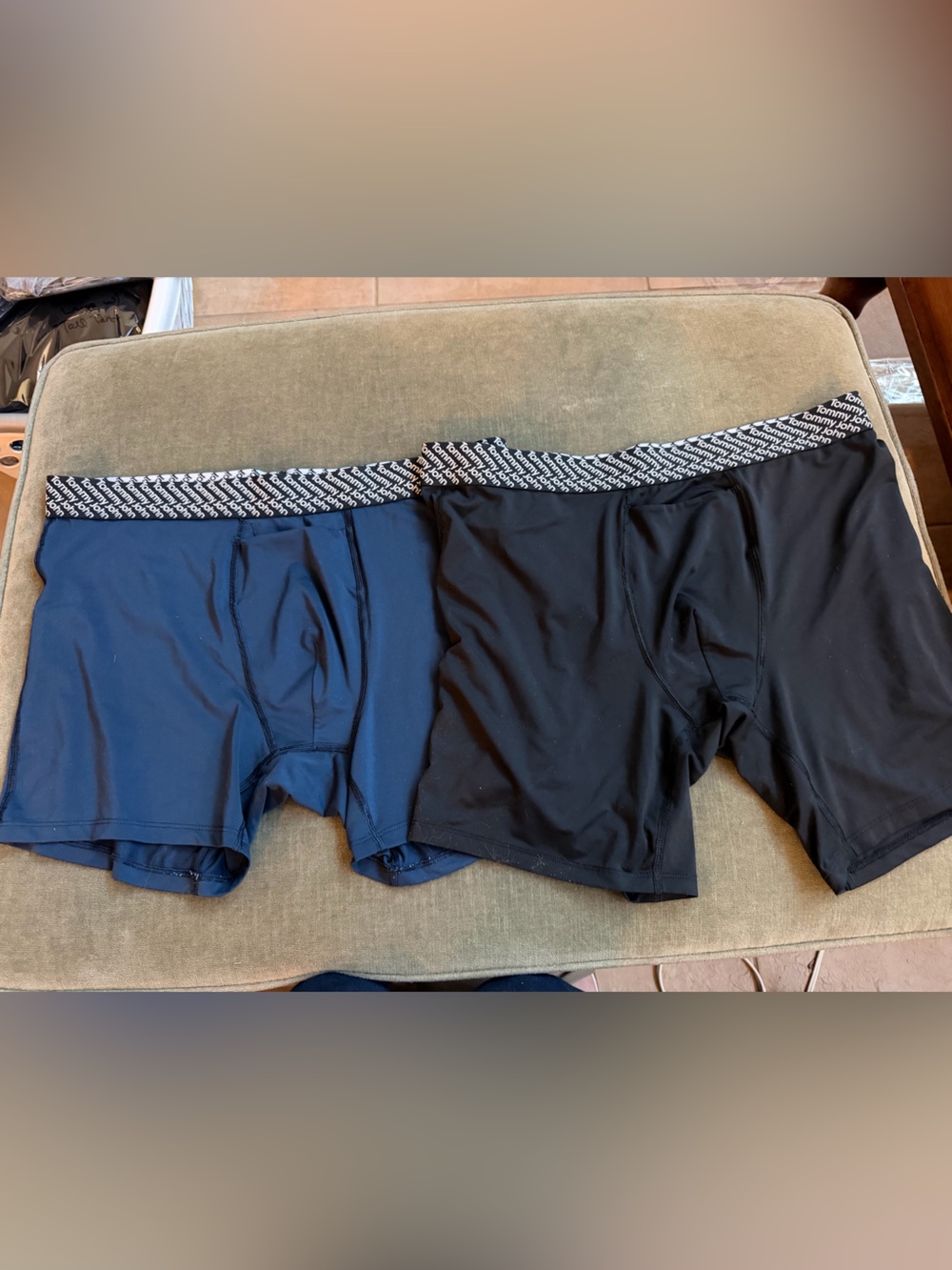 2 Pairs of Tommy John Men's Performance Basics Boxer Briefs - Black & Blue NWOT